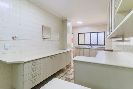 Casa à venda com 150m², 3 quartos e 1 vaga Casa à venda com 150m², 3 quartos e 1 vagaCozinha