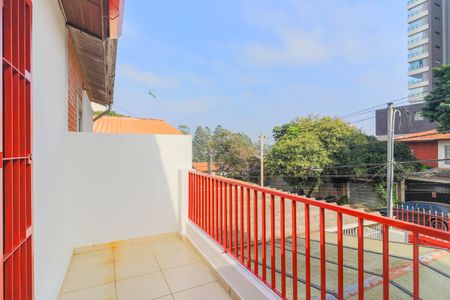 Casa à venda com 150m², 3 quartos e 1 vaga Casa à venda com 150m², 3 quartos e 1 vagaVaranda do Quarto 2