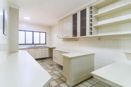 Casa à venda com 150m², 3 quartos e 1 vaga Casa à venda com 150m², 3 quartos e 1 vagaCozinha