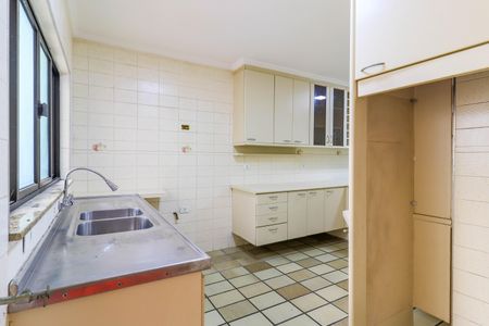 Casa à venda com 150m², 3 quartos e 1 vaga Casa à venda com 150m², 3 quartos e 1 vagaCozinha