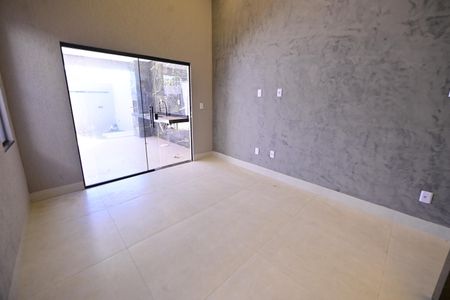 Casa para alugar com 150m², 2 quartos e 3 vagasSala