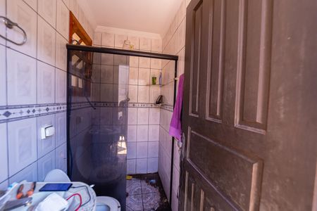 Casa à venda com 360m², 2 quartos e 5 vagasBanheiro de Serviço