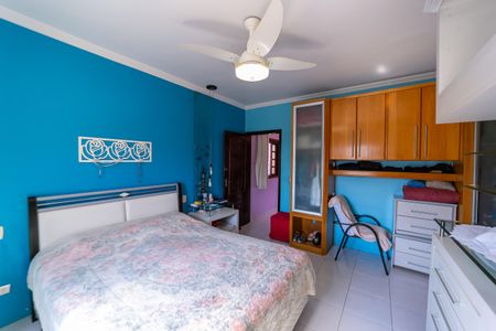 Casa à venda com 360m², 2 quartos e 5 vagasSuíte