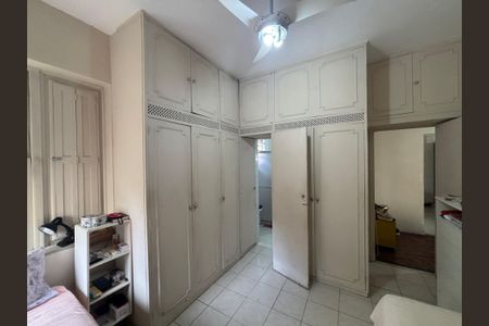 Apartamento à venda com 170m², 3 quartos e sem vagaSuíte 2