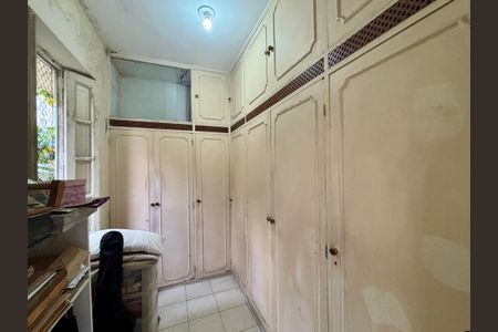 Apartamento à venda com 170m², 3 quartos e sem vagaSuíte 1 - closet