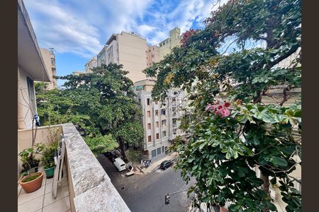 Apartamento à venda com 170m², 3 quartos e sem vagaSuíte 1 - varanda e vista