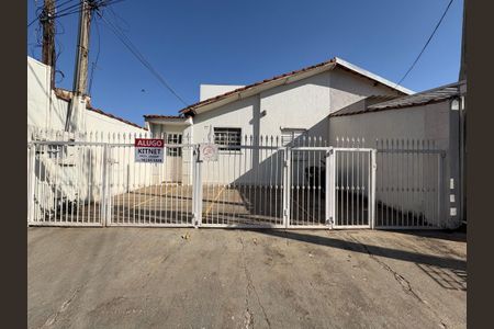 Studio para alugar com 20m², 1 quarto e 1 vaga Studio para alugar com 20m², 1 quarto e 1 vagaFachada