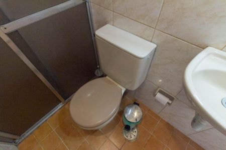 Banheiro de kitnet/studio para alugar com 1 quarto, 35m² em Santa Cecilia, São Paulo