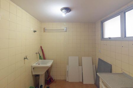Studio para alugar com 35m², 1 quarto e 1 vaga Studio para alugar com 35m², 1 quarto e 1 vagaCozinha