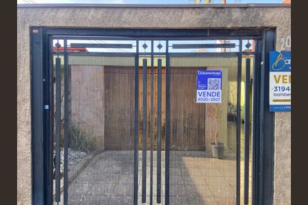 Casa à venda com 400m², 3 quartos e 5 vagasPlaca