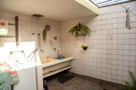 Casa à venda com 400m², 3 quartos e 5 vagasÁrea de Serviço