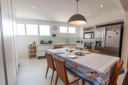 Apartamento à venda com 110m², 2 quartos e 1 vagaCozinha