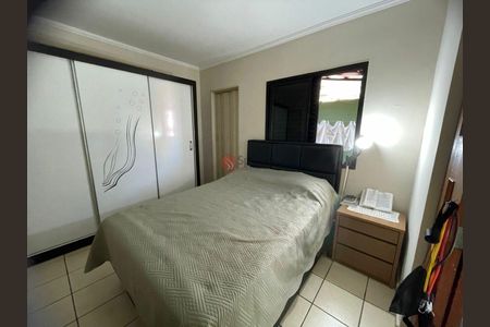 Casa à venda com 250m², 2 quartos e 2 vagas