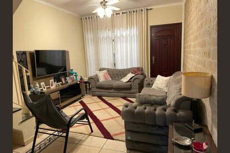 Casa à venda com 250m², 2 quartos e 2 vagas