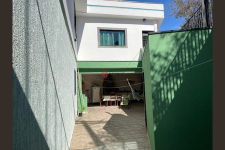 Casa à venda com 250m², 2 quartos e 2 vagas