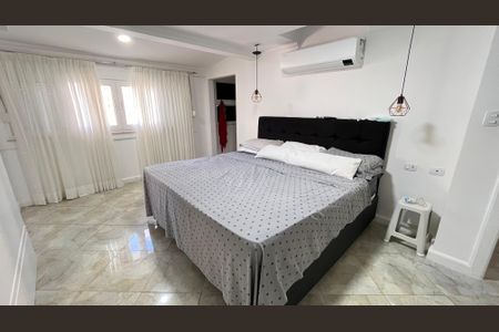 Casa de condomínio à venda com 366m², 5 quartos e 2 vagasSuite 1