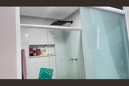 Casa de condomínio à venda com 366m², 5 quartos e 2 vagasBanheiro da Suíte 2