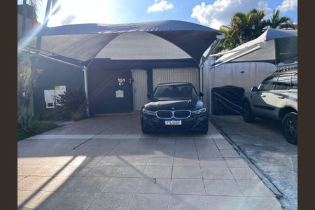 Casa de condomínio à venda com 366m², 5 quartos e 2 vagasFachada