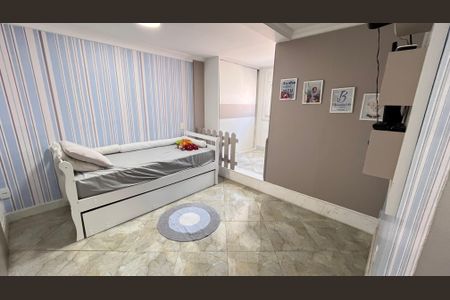 Casa de condomínio à venda com 366m², 5 quartos e 2 vagasSuíte 3