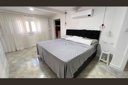 Casa de condomínio à venda com 366m², 5 quartos e 2 vagasSuite 1