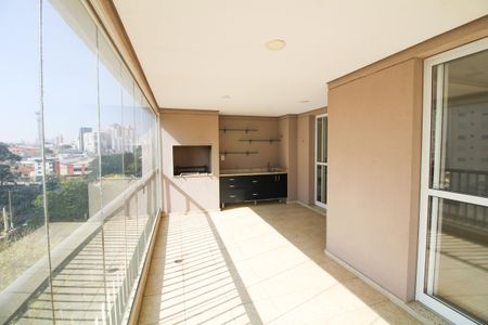 Apartamento à venda com 178m², 3 quartos e 3 vagasVaranda