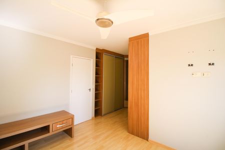 Apartamento à venda com 178m², 3 quartos e 3 vagasSuite 3