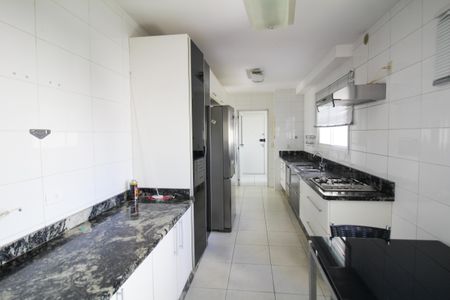 Apartamento à venda com 178m², 3 quartos e 3 vagasCozinha
