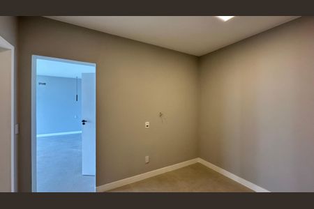 Casa à venda com 200m², 4 quartos e 2 vagasCloset da Suíte 4