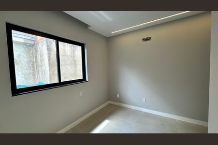 Casa à venda com 200m², 4 quartos e 2 vagasSuíte 3