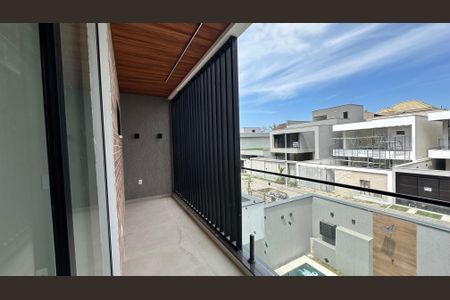 Casa à venda com 200m², 4 quartos e 2 vagasVaranda da Suíte 4