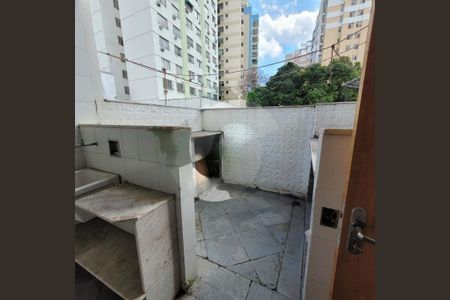 Casa à venda com 217m², 5 quartos e 2 vagas