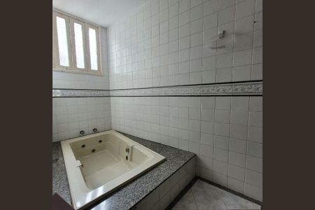 Casa à venda com 5 quartos, 217m² em Icaraí, Niterói