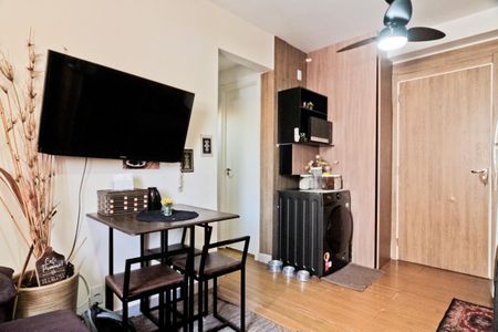 Sala de apartamento à venda com 2 quartos, 32m² em Piqueri, São Paulo