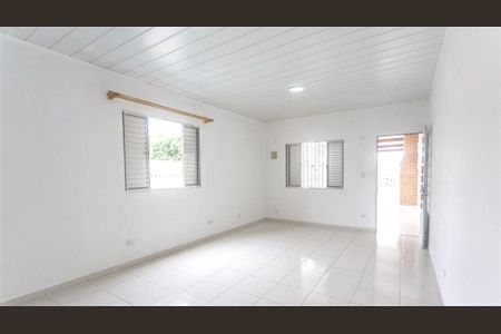 Casa à venda com 5 quartos, 220m² em Taboão, Diadema