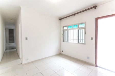 Casa à venda com 5 quartos, 220m² em Taboão, Diadema