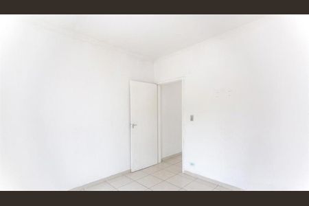 Casa à venda com 5 quartos, 220m² em Taboão, Diadema