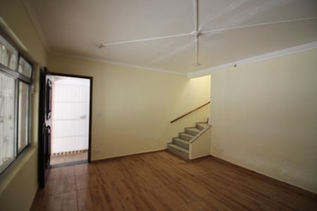 Casa para alugar com 158m², 3 quartos e 2 vagasSala