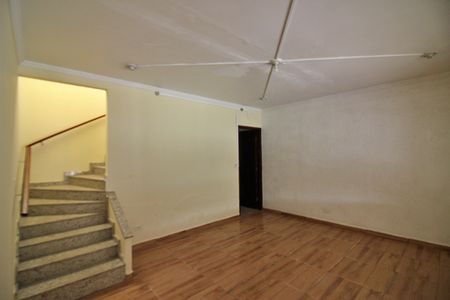 Casa para alugar com 158m², 3 quartos e 2 vagasSala