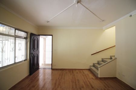 Casa para alugar com 158m², 3 quartos e 2 vagasSala