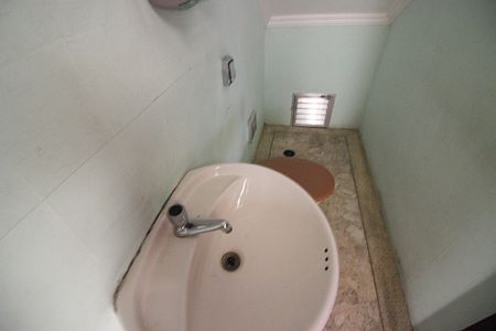 Casa para alugar com 158m², 3 quartos e 2 vagasLavabo