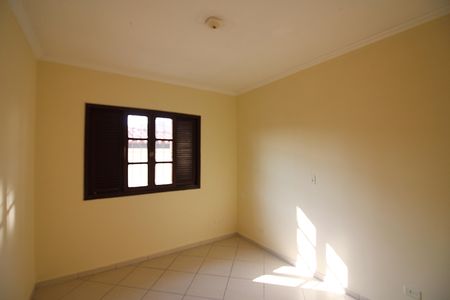 Casa para alugar com 158m², 3 quartos e 2 vagasQuarto 2