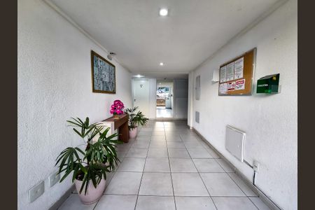 Apartamento à venda com 52m², 2 quartos e 2 vagas Apartamento à venda com 52m², 2 quartos e 2 vagasHall social