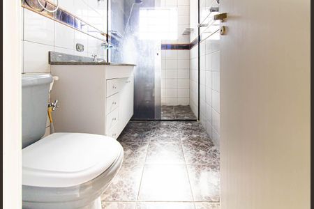 Apartamento à venda com 66m², 2 quartos e 1 vagaBanheiro Social