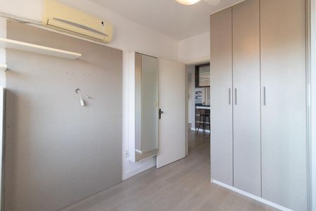 Quarto de apartamento à venda com 1 quarto, 47m² em Tristeza, Porto Alegre