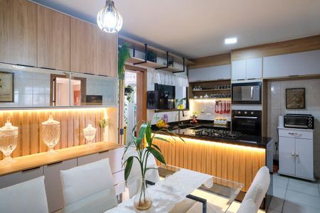 Apartamento à venda com 137m², 3 quartos e 2 vagasCozinha