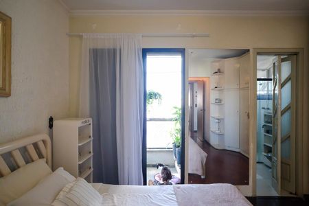 Apartamento à venda com 137m², 3 quartos e 2 vagasSuíte