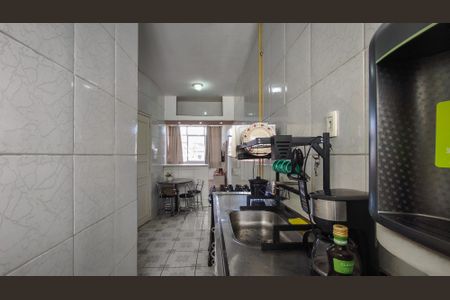 Apartamento à venda com 99m², 2 quartos e 1 vagaCozinha