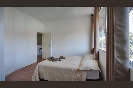 Apartamento à venda com 99m², 2 quartos e 1 vagaQuarto 2