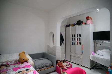 Casa à venda com 377m², 4 quartos e 3 vagas Casa à venda com 377m², 4 quartos e 3 vagasSuite