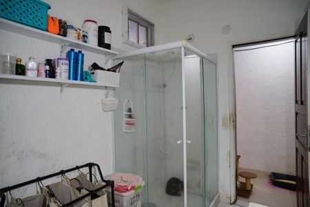 Casa à venda com 377m², 4 quartos e 3 vagas Casa à venda com 377m², 4 quartos e 3 vagasBanheiro Social 1